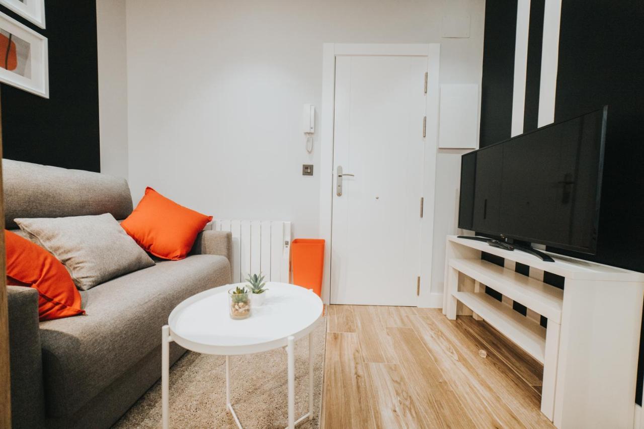Apartamentos MK77 León - Palomera Buitenkant foto
