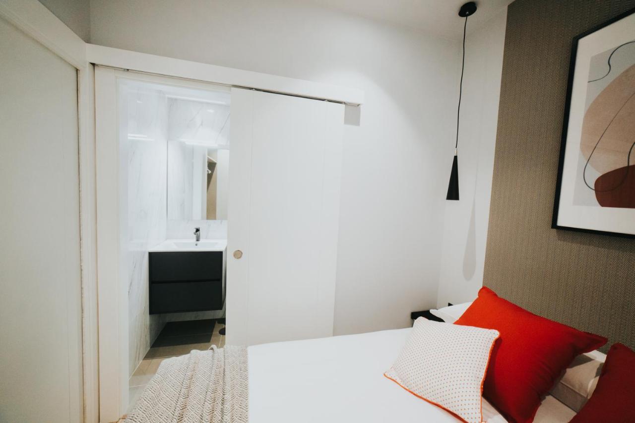 Apartamentos MK77 León - Palomera Buitenkant foto