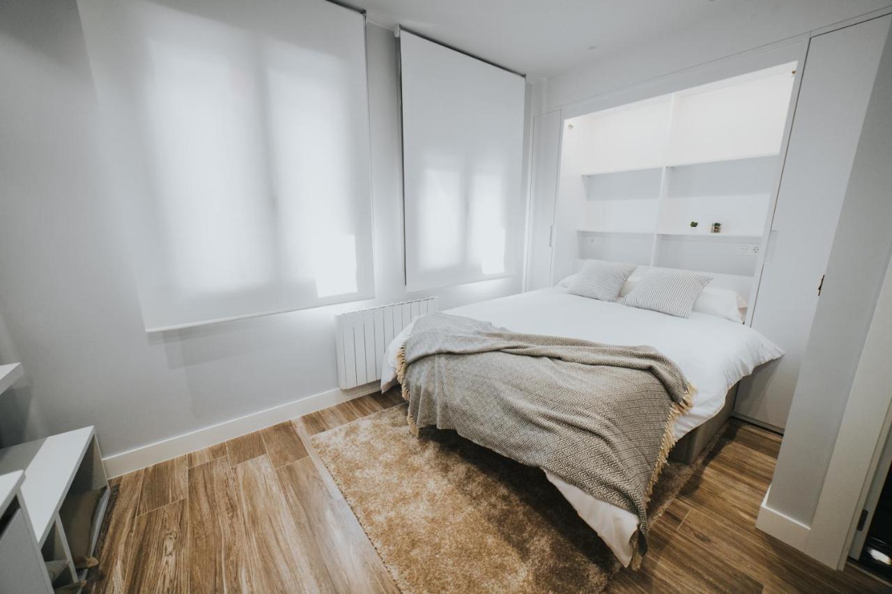 Apartamentos MK77 León - Palomera Buitenkant foto