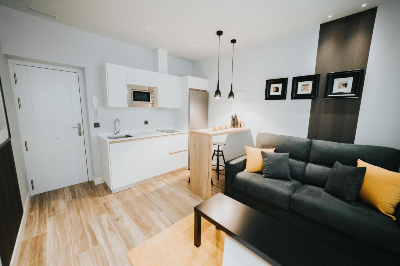Apartamentos MK77 León - Palomera Buitenkant foto