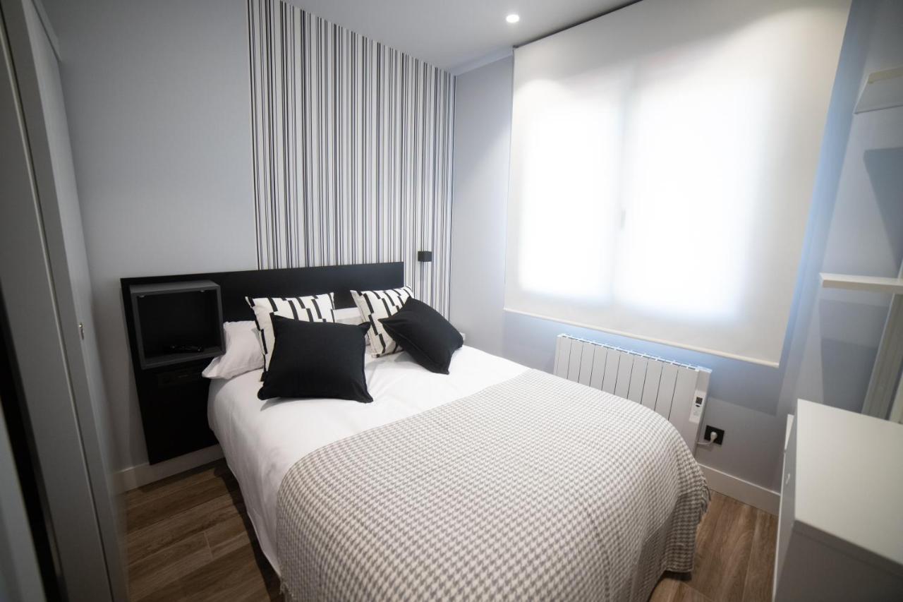 Apartamentos MK77 León - Palomera Buitenkant foto
